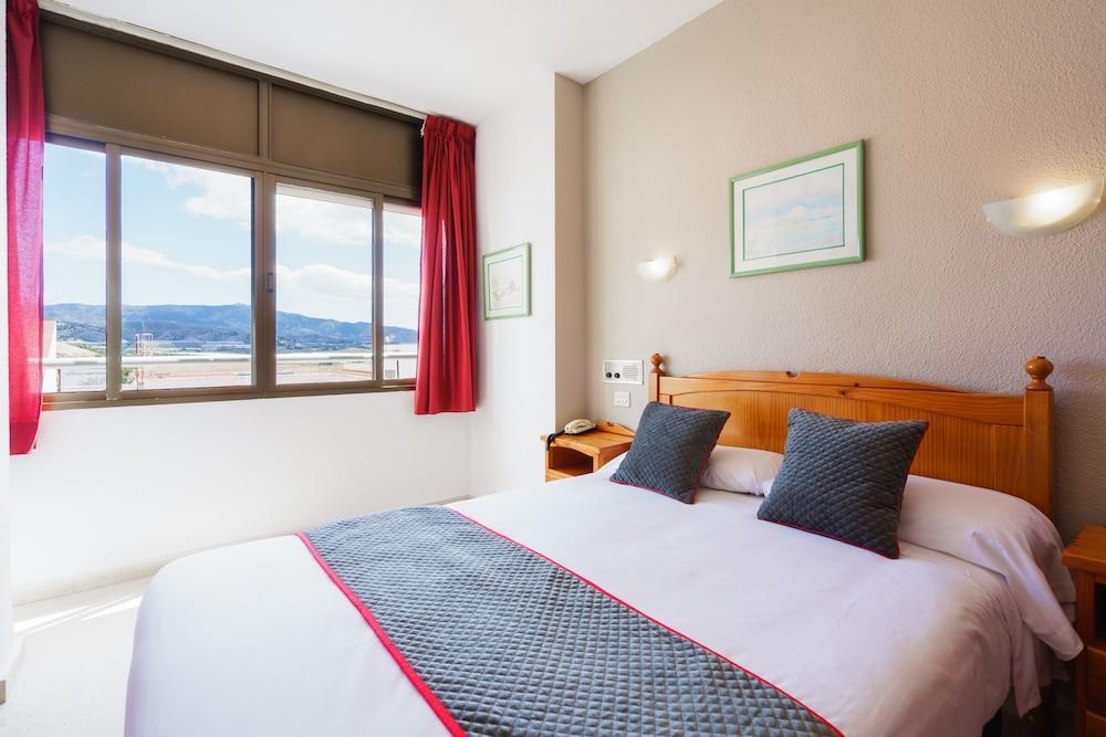 Oyo Hotel Costa Andaluza 모트릴 외부 사진