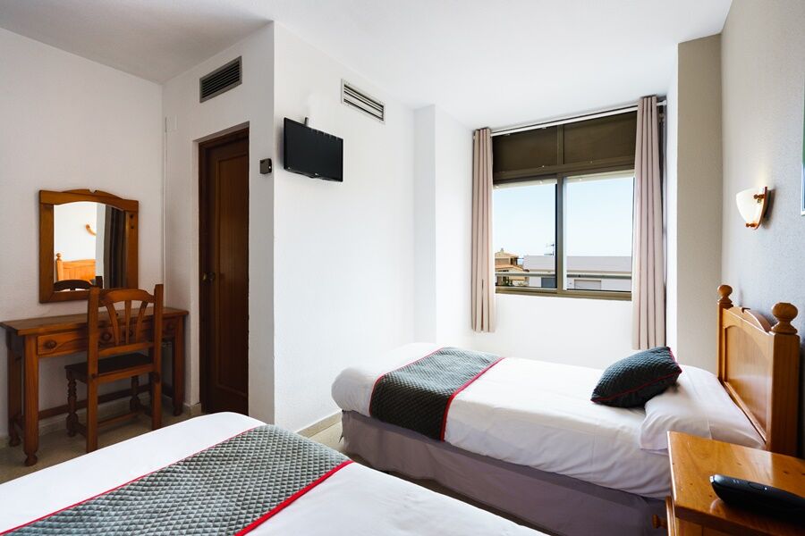 Oyo Hotel Costa Andaluza 모트릴 외부 사진
